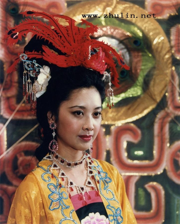 Vẻ đẹp của Chu Lâm trong vai Nữ vương của Tây Lương Nữ Quốc