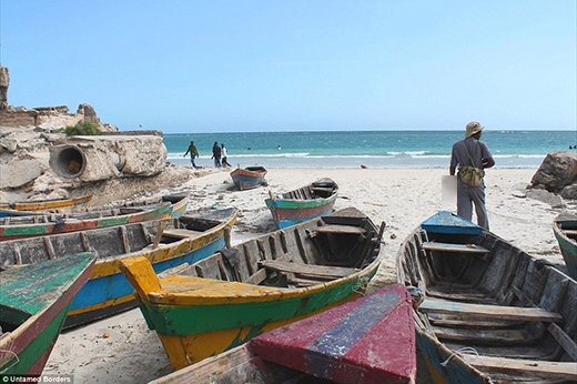 Những bãi biển lúc nào cũng phải có cảnh sát túc trực vì ở Somali có thể bị đánh bom bất kì lúc nào.