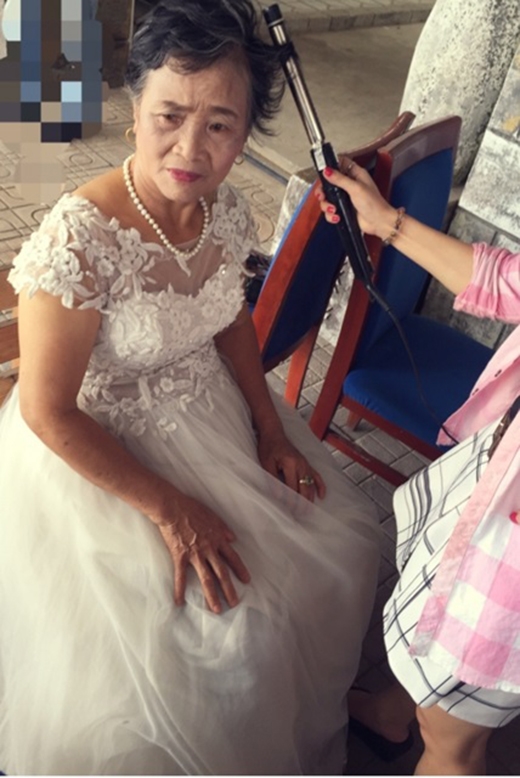 Ảnh cưới của cặp đôi U80 ở Lào Cai gây xúc động mạnh