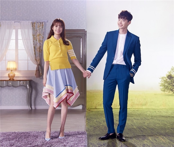 Lee Jong Suk với Han Hyo Joo tung loạt ảnh tình tứ trước giờ lên sóng