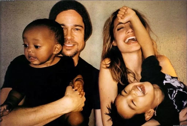 Brad Pitt dùng bản năng làm cha để nuôi dạy các con của mình trở thành những đứa bé ngoan và có cá tính riêng.