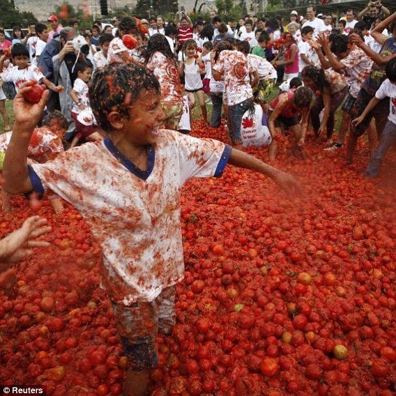 Lễ hội cà chua "ác liệt" ở Colombia