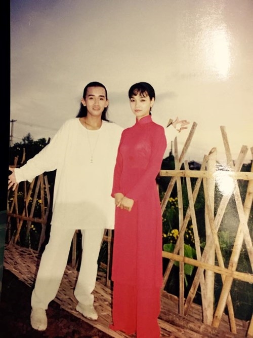 Mới đây trên mạng xã hội, một số cư dân mạng đã tìm thấy những hình ảnh thời "ngố tàu" thú vị của Minh Thuận và nữ diễn viên Mai Thu Huyền. - Tin sao Viet - Tin tuc sao Viet - Scandal sao Viet - Tin tuc cua Sao - Tin cua Sao
