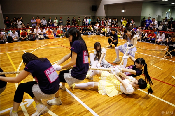 10 Sự Thật Về Các Cô Nàng ở Trường Nữ Sinh Nhật Có Thể Gây Thất Vọng