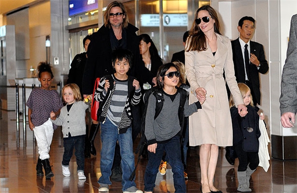 12 năm bên nhau, Angelina Jolie - Brad Pitt đã hạnh phúc ai cũng phải ngưỡng mộ!