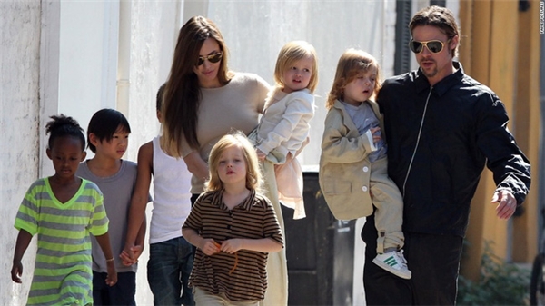 12 năm bên nhau, Angelina Jolie - Brad Pitt đã hạnh phúc ai cũng phải ngưỡng mộ!