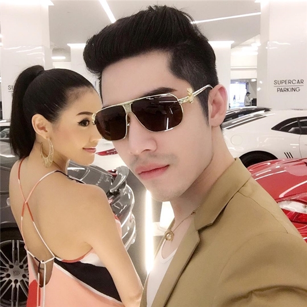 Choáng với siêu xe và nhà dát vàng của thiếu gia nức tiếng Thái Lan