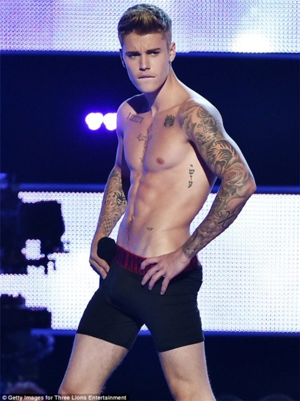 Justin Bieber: Hành trình lột xác từ hoàng tử quần tụt đến soái ca