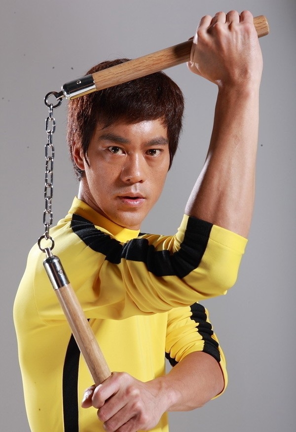 Trần Quốc Khôn được đạo diễn Lý Vân Kỳ "chọn mặt gửi vàng" cho vai Lý Tiểu Long trong bộ phim truyền hình cùng tên.