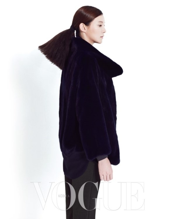 Ấn tượng với bộ sưu tập thu đông của Cha Ye Ryun trên Vogue