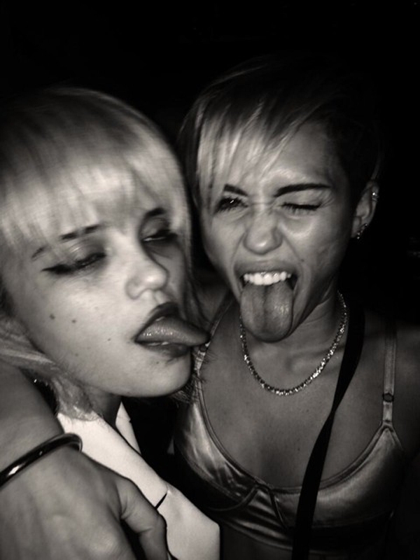 Miley Cyrus, Sky Ferreira