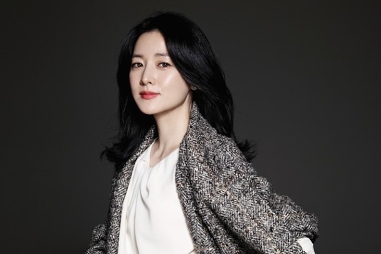  Lee Young Ae