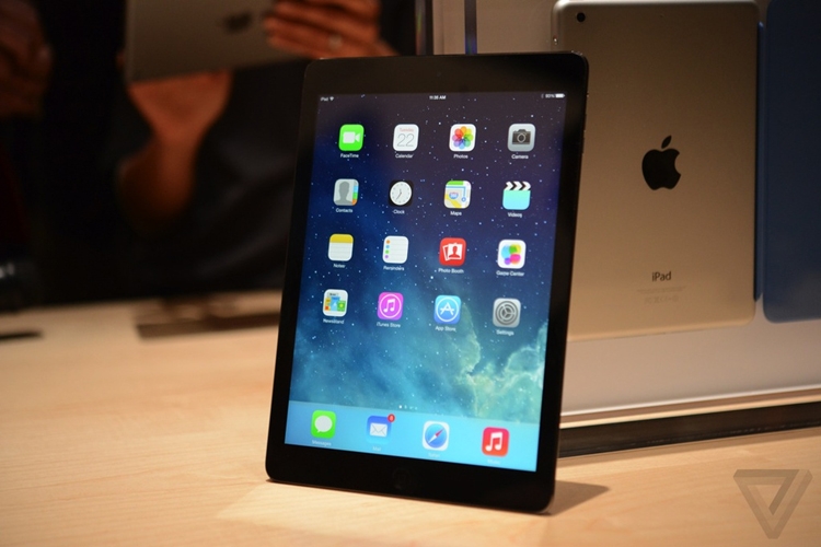 Zoon cận cảnh iPad Air mới của Apple