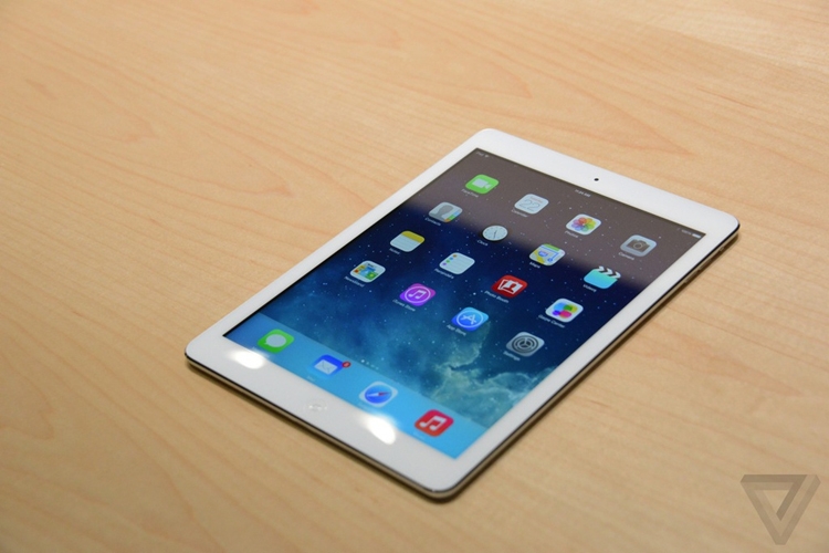 Zoon cận cảnh iPad Air mới của Apple
