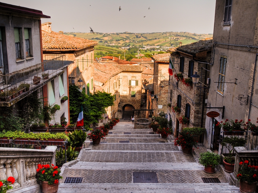 15 thị trấn nhỏ xinh đẹp bạn nên đến thăm tại Italy