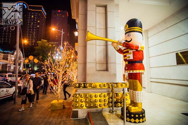 Có một Sài Gòn lung linh mùa Giáng Sinh đang chờ bạn