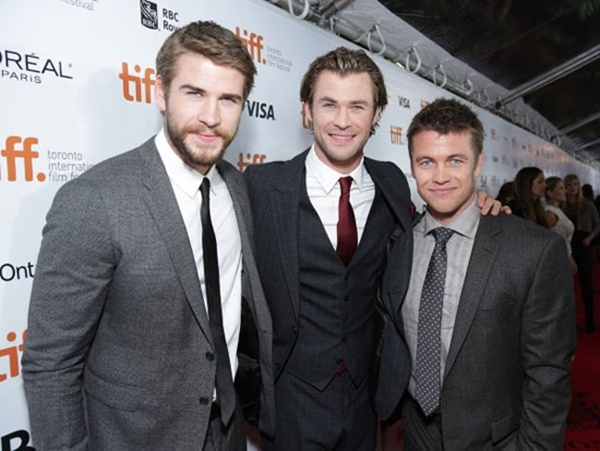 
	
	Ba anh em nhà Hemsworth bao gồm Chris, Liam và Luke.