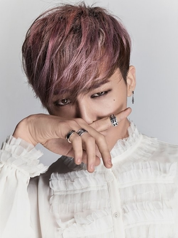 
	
	Hình ảnh G-Dragon trong buổi quảng cáo