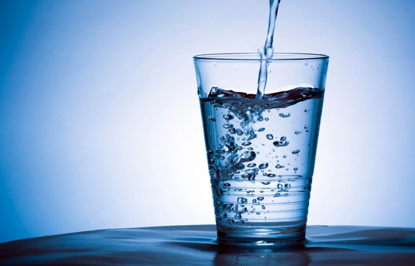 8 công dụng siêu đỉnh của việc uống nước