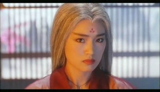 
	
	Củng Lợi không ngại xấu khi nhận vai diễn Thiên Sơn đồng mẫu với mái tóc nhuốm màu thời gian trong "Thiên long bát bộ chi Thiên Sơn đồng mẫu".