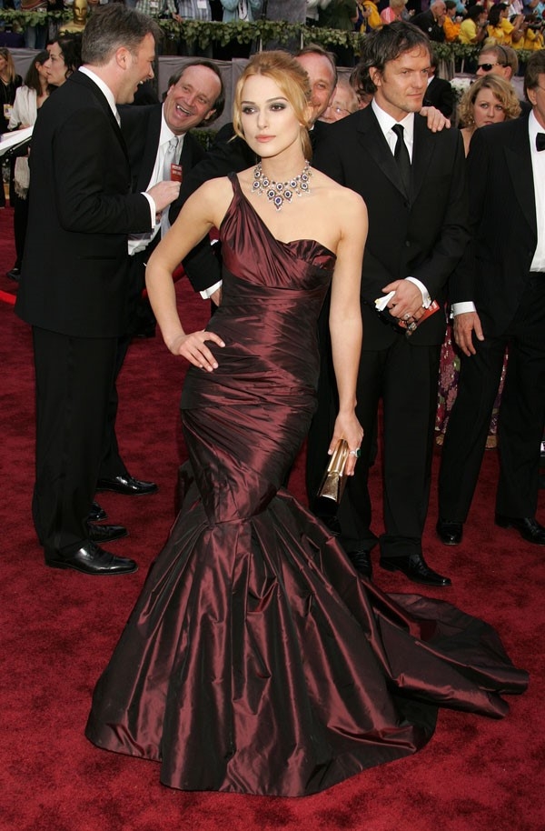 Những trang phục thảm đỏ Oscar đẹp nhất mọi thời đại