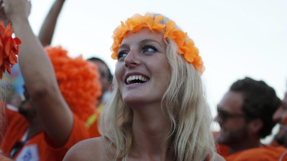 
	
	Nụ cười chiến thắng của nữ CĐV Hà Lan
