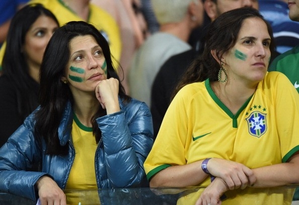 
	
	Sai lầm của hàng phòng ngự là nguy nhân chính khiến Brazil vỡ trận.