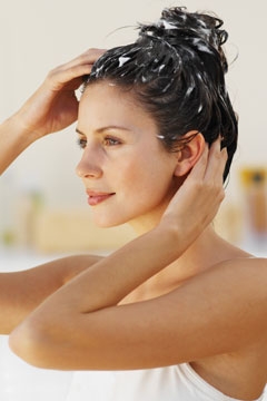 5 bí quyết giúp tóc của bạn bớt bết dầu