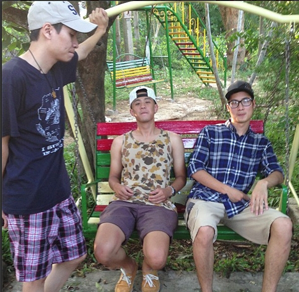 
	
	"Ba chàng ngự lâm" Toàn Shinoda, JVevermind, Huyme đã từng cùng nhau lái xe đi du lịch bụi để làm một vlog nói về vẻ đẹp của vùng đất và con người miền Trung - một trong những vlog được quan tâm, ủng hộ nhất.