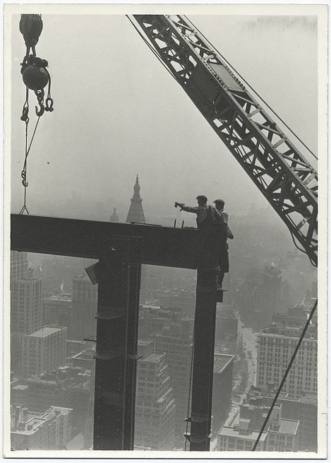 Ngắm vẻ đẹp lao động qua chùm ảnh xây dựng tòa nhà Empire State
