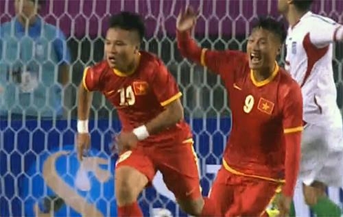 
	
	Đây chắc chắn là một chiến thắng lịch sử của bóng đá Việt Nam. Ảnh: Quang Dũng