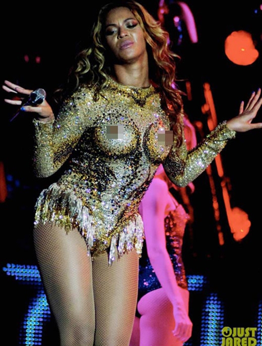 
	
	Kiểu thiết kế gây hiểu lầm giúp Beyonce xuất hiện rất nhiều trên các đầu báo 