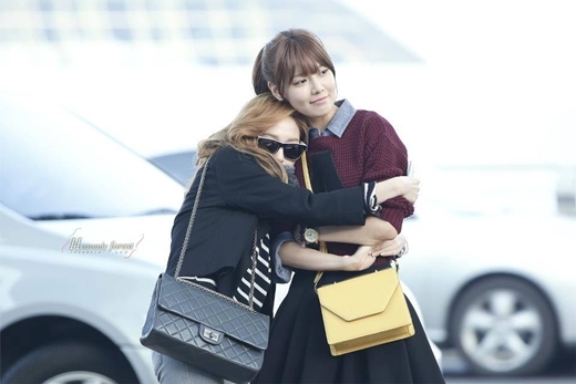 
	
	Jessica và Sooyoung.