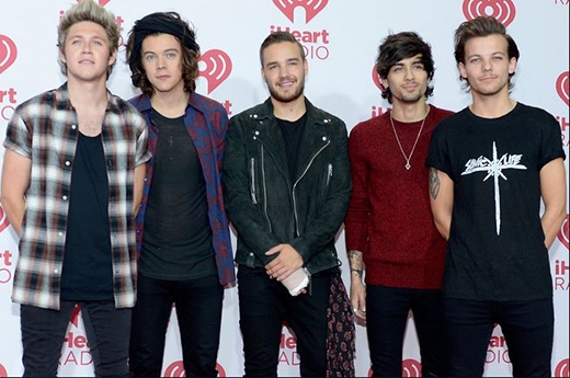 
	
	One Direction tại iHeartRadio Music Festival 2014. 