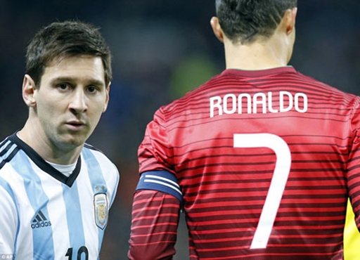 
	
	Dù thi đấu trên hàng công của hai đội nhưng Ronaldo và Messi chạm mặt nhau khá thường xuyên