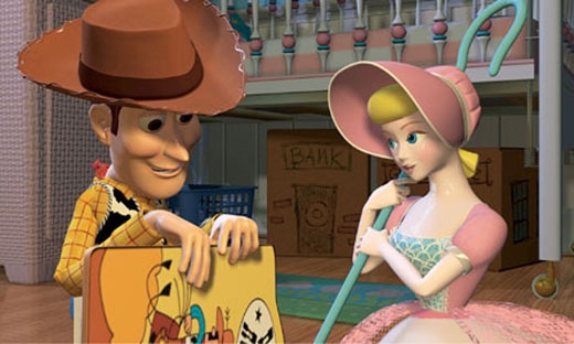 
	
	Người làm phim trong êkíp Toy Story (Câu chuyện đồ chơi) đã chia sẻ trên Twitter rằng tên của Woody thật ra cũng có họ, mặc dù nhân vật này chưa bao giờ được gọi bằng tên họ trong phim. Tên của cậu là Woody Pride.