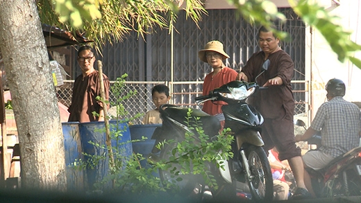 
	
	Hoàng Bách và Minh Khang lại đi rửa xe thuê - Tin sao Viet - Tin tuc sao Viet - Scandal sao Viet - Tin tuc cua Sao - Tin cua Sao