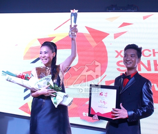 
	
	Thu Minh hạnh phúc lên nhận giải thưởng Nghệ sĩ toàn mỹ của năm 2014. - Tin sao Viet - Tin tuc sao Viet - Scandal sao Viet - Tin tuc cua Sao - Tin cua Sao