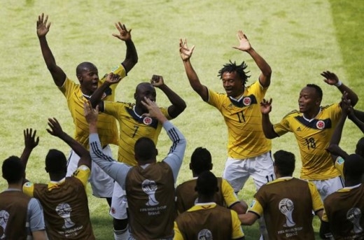 
	
	Các cầu thủ Colombia nhảy vũ điệu hoang dã sau chiến thắng trước Hy Lạp tại World Cup 2014.