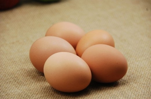 
	
	Trứng giúp bạn giảm cân. Các nghiên cứu đã chứng minh, những người ăn sáng bằng trứng sẽ giảm cân dễ dàng hơn những người ăn bánh.