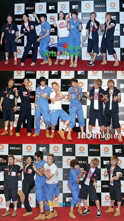 
	
	Không phải thần tượng nào cũng có được sự dũng cảm như Block B. 7 chàng trai mang đến những giây phút hài hước ngay cả trên thảm đỏ, khiến truyền thông và các fan không khỏi bật cười.