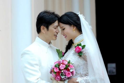 
	
	Đám cưới hạnh phúc, đơn giản của cặp đôi - Tin sao Viet - Tin tuc sao Viet - Scandal sao Viet - Tin tuc cua Sao - Tin cua Sao