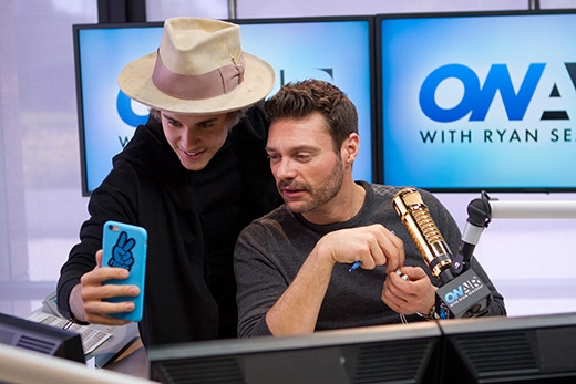 
	
	Justin tham gia chương trình Radio của Ryan