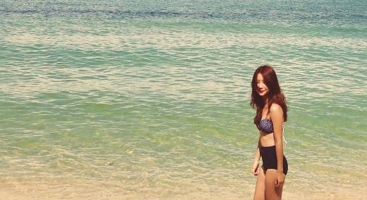 
	
	Cô nàng hot girl Quỳnh Anh Shyn cũng trở nên vô cùng dịu dàng với bộ đồ bikini 
