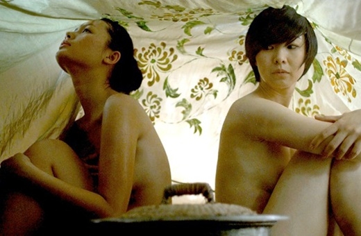  
 
 
Chơi vơi nằm trong số ít phim đồng tính nữ của màn ảnh Việt. - Tin sao Viet - Tin tuc sao Viet - Scandal sao Viet - Tin tuc cua Sao - Tin cua Sao