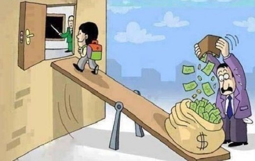 
	
	Để con cái được đến trường, cha mẹ phải tiêu tốn một khoản tiền không nhỏ.