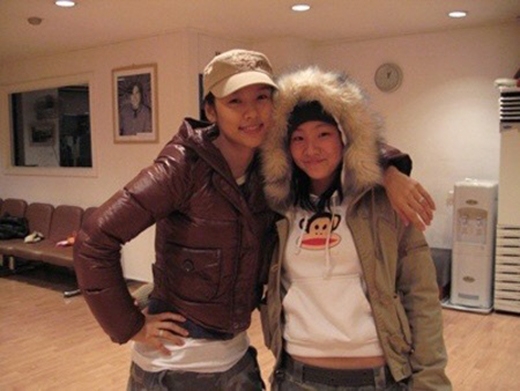
	
	Lee Hyori và CL