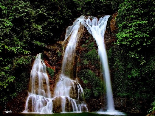 
	
	Cách Hà Nội chỉ 60km, Cửu thác Tú Sơn rì rầm như lời chào mừng ngọt ngào của dòng thác tình Âu Cơ