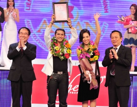 
	
	Thu Minh giành chiến thắng thuyết phục tại cuộc thi Liên hoan giọng hát vàng ASEAN. - Tin sao Viet - Tin tuc sao Viet - Scandal sao Viet - Tin tuc cua Sao - Tin cua Sao