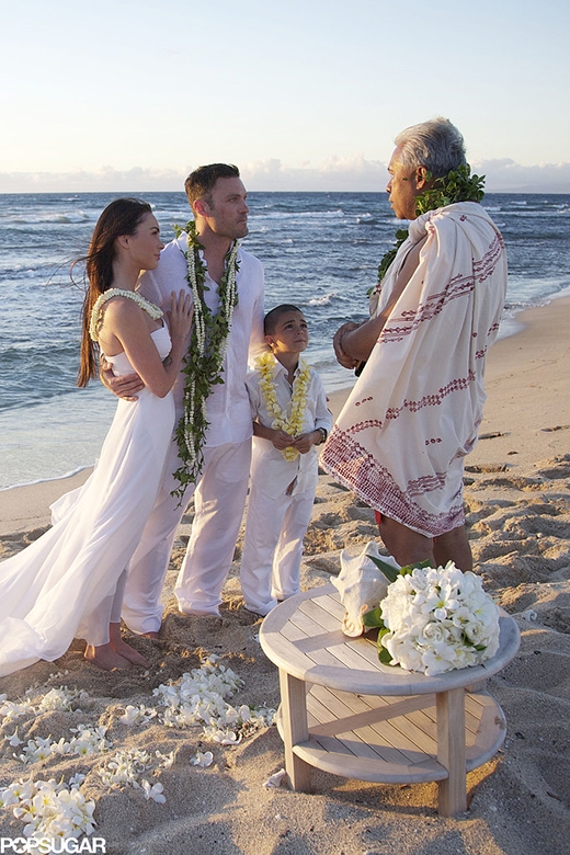 
	
	Megan Fox và Brian Austin Green tại buổi hôn lễ lãng mạn ở Hawaii vào tháng 6/2010 cùng với cậu con trai của Brian.